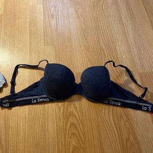 La senza bra 34D